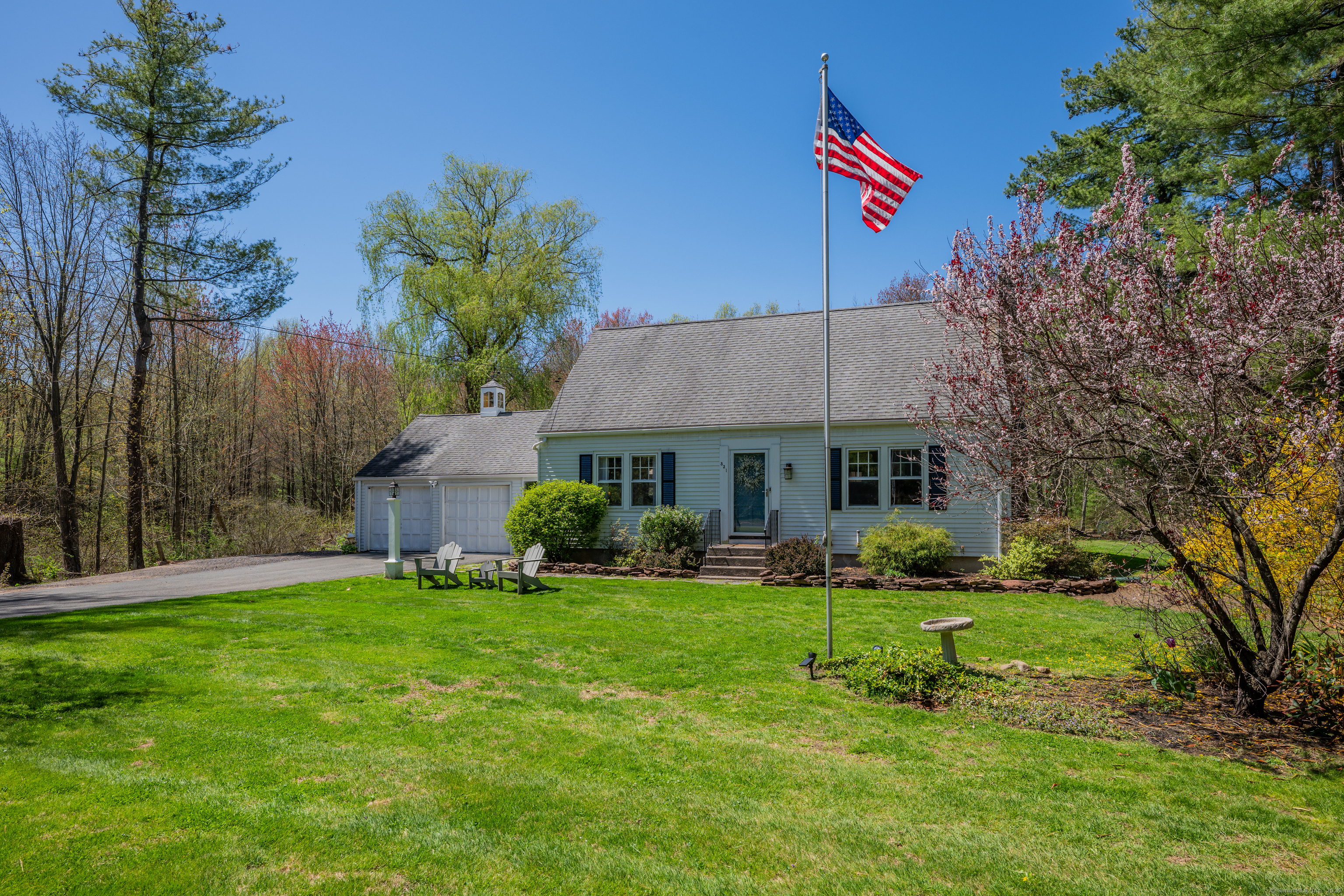 Property Photo: 331 Tunxis Avenue CT 06002