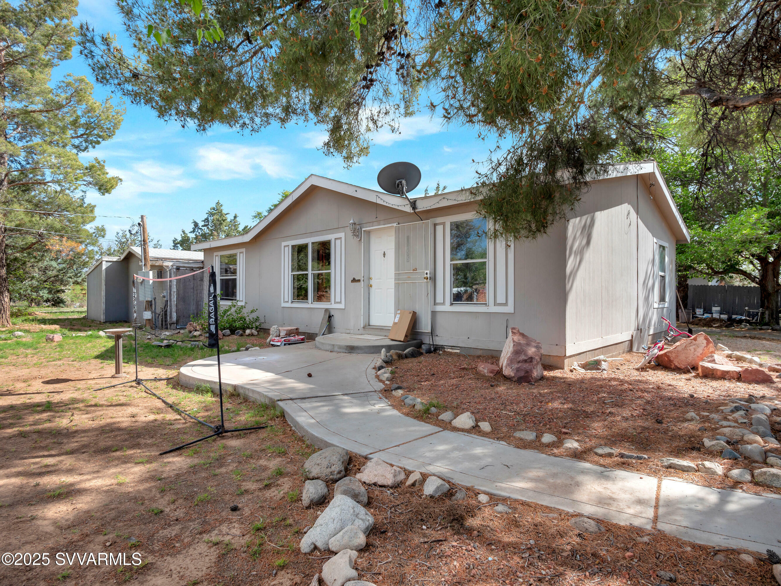 Property Photo: 5355 N Camino Vista Drive AZ 86335
