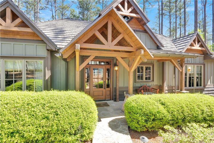 Property Photo: 124 Guest House Court SC 29685