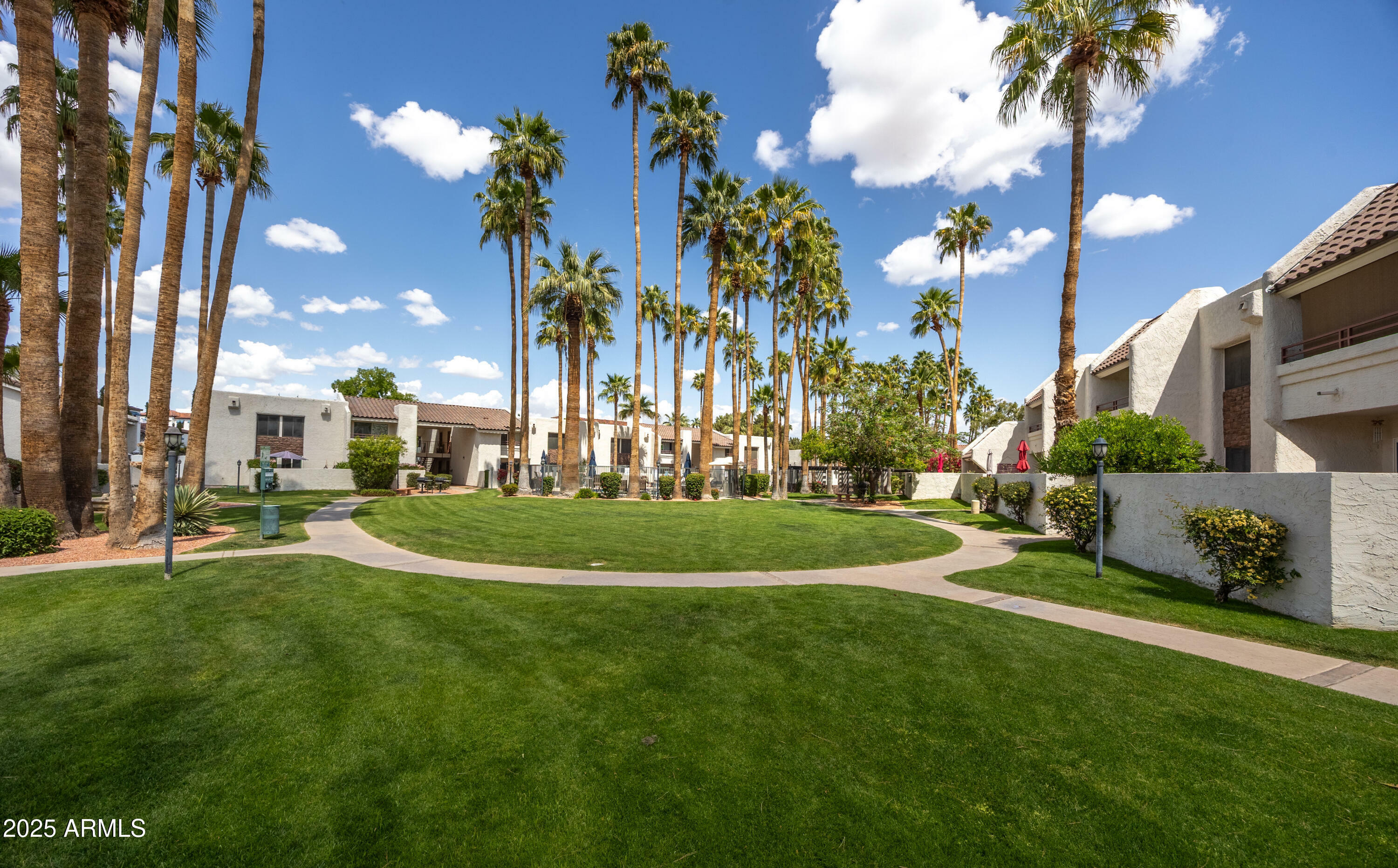Property Photo: 7350 N Via Paseo Del Sur -- O202 AZ 85258