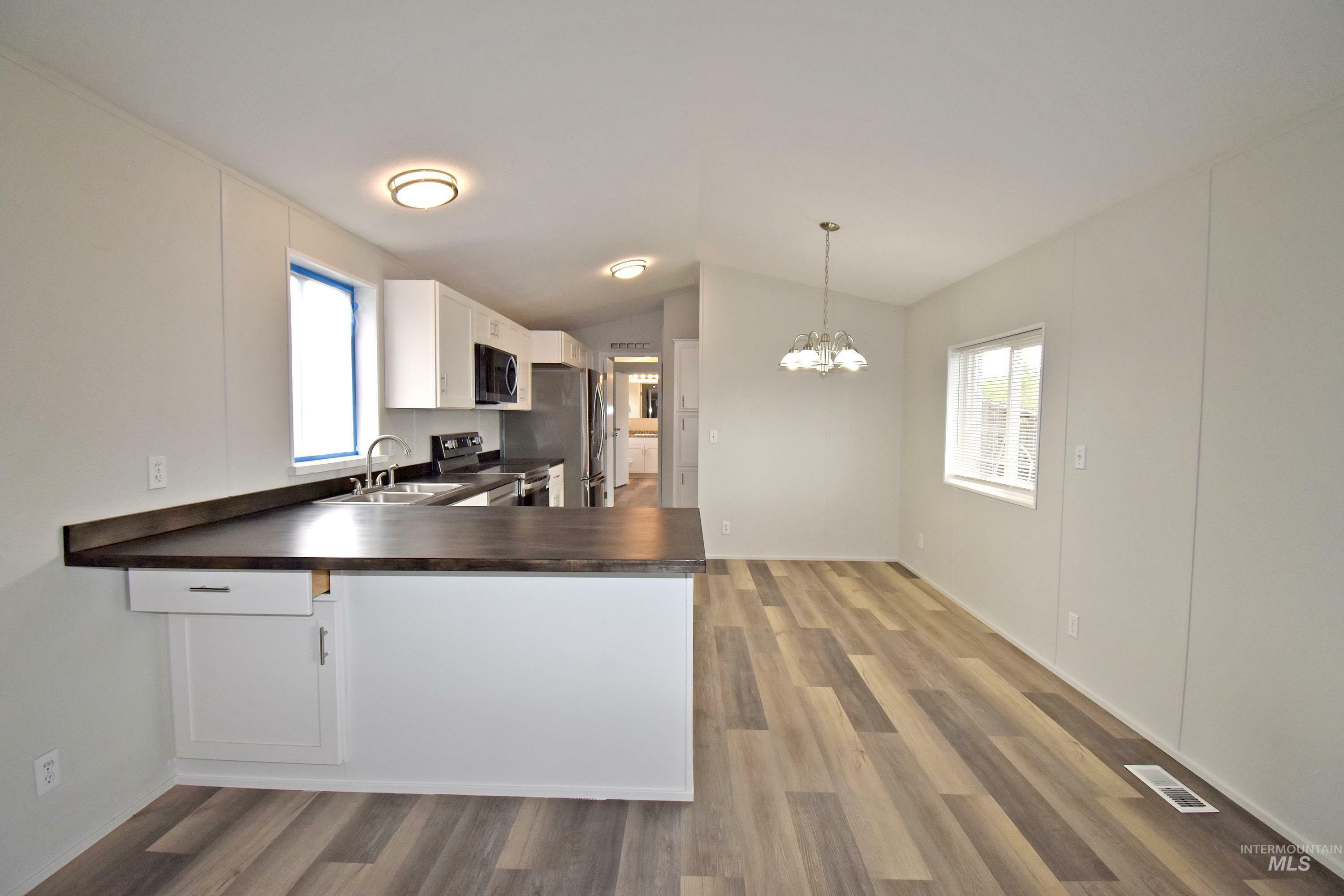 Property Photo: 1430 Chestnut #29 WA 99403