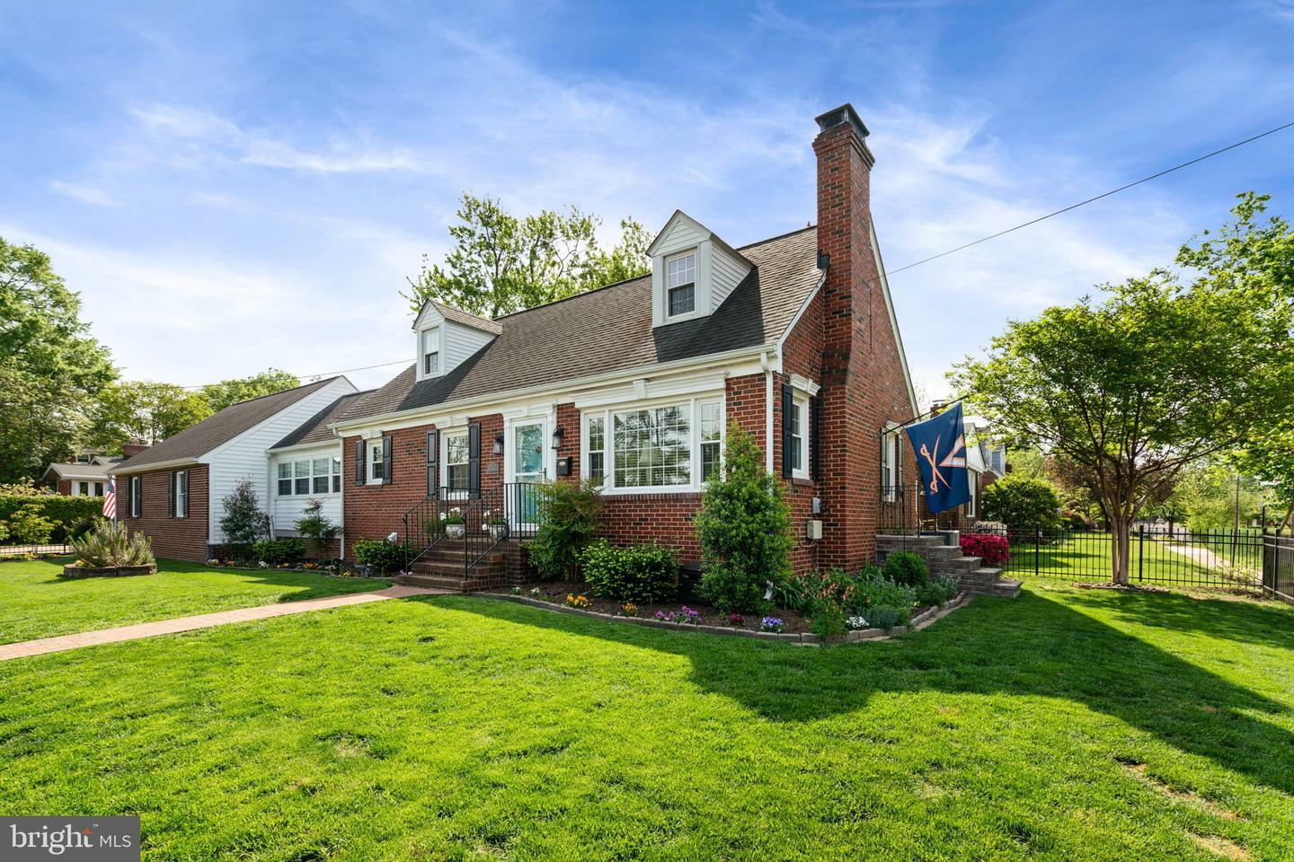 Property Photo: 1217 Stafford Avenue VA 22401
