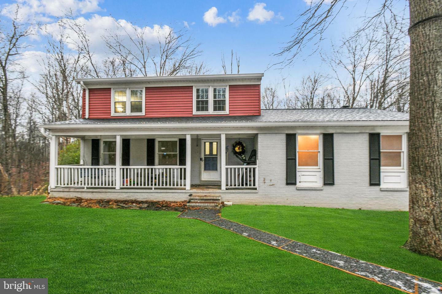 Property Photo: 4004 Robin Hood Way MD 21784