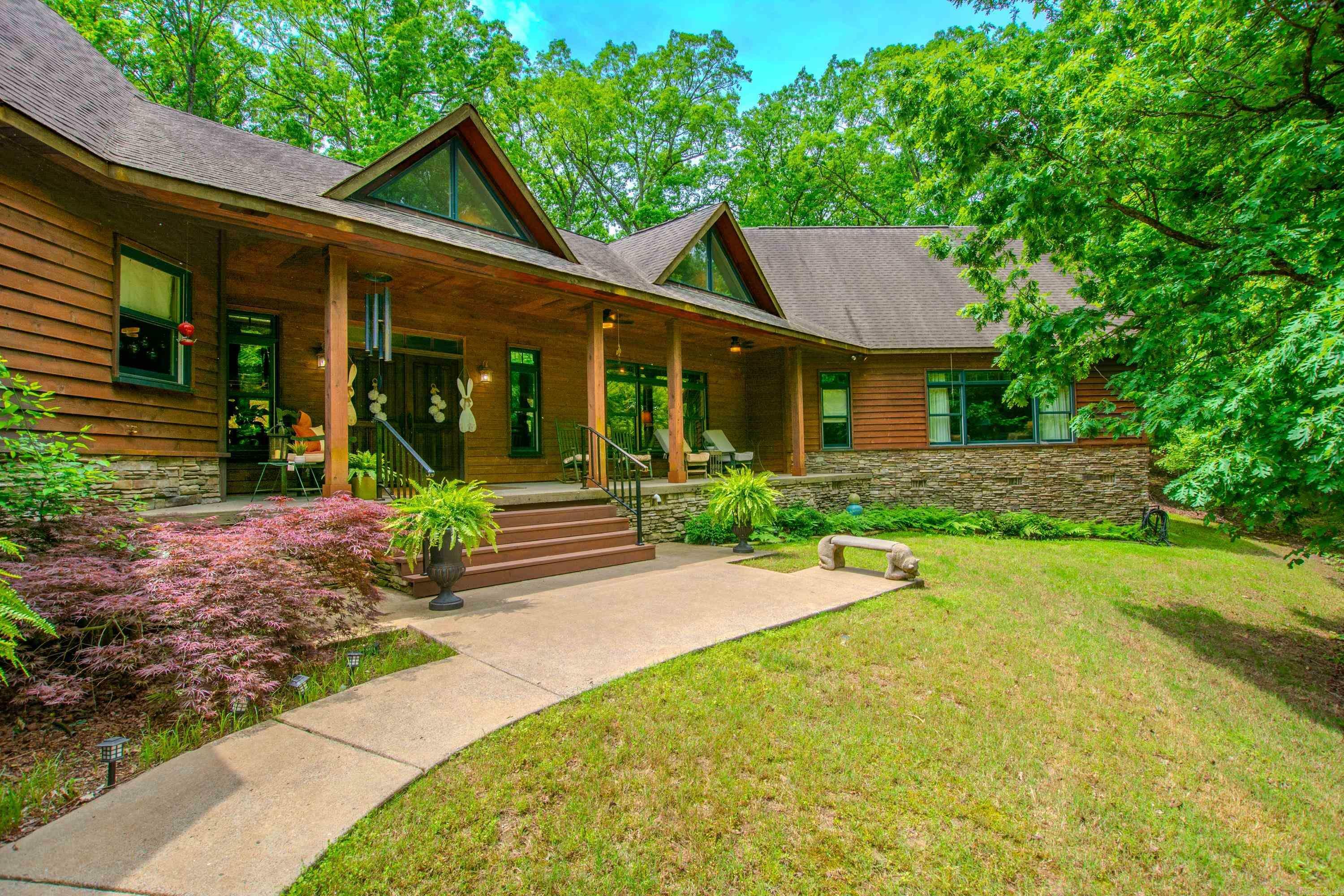 Property Photo: 1601 Whispering Pine Road AR 72210