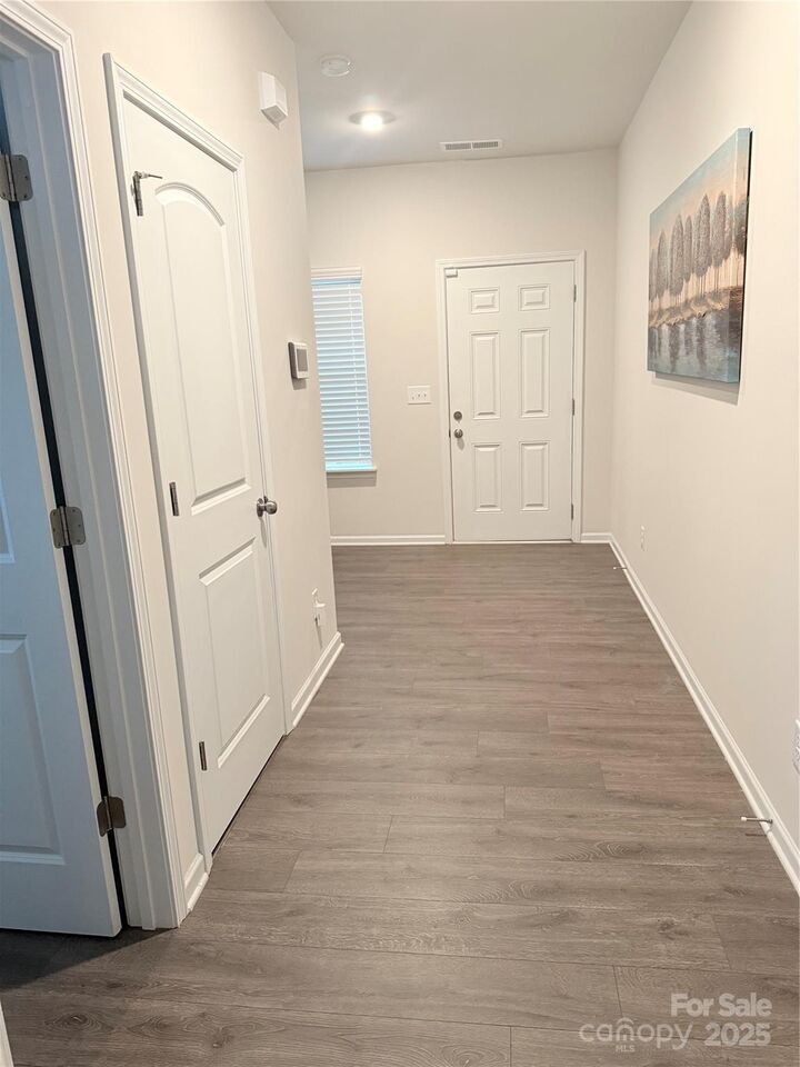Property Photo: 9340 Grand Valley Drive NC 28213