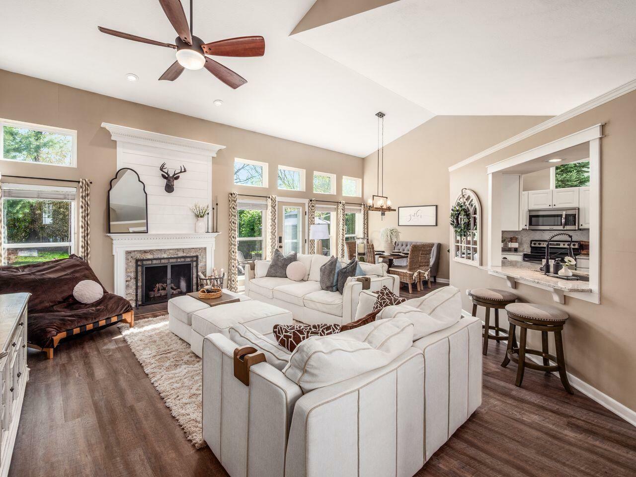 Property Photo: 152 Timber Oak Drive OH 43065