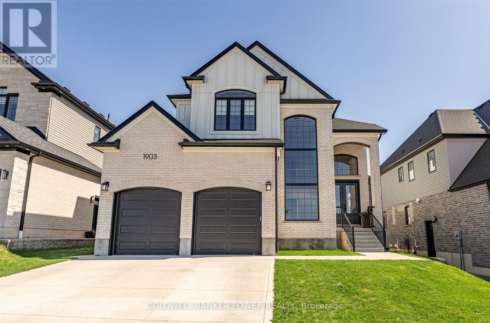 Property Photo: 1903 Boardwalk Way ON N6K 0J3