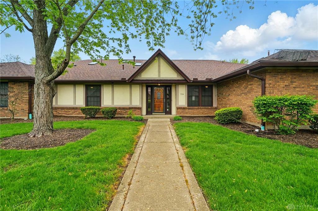 Property Photo: 734 Pine Needles Drive OH 45458