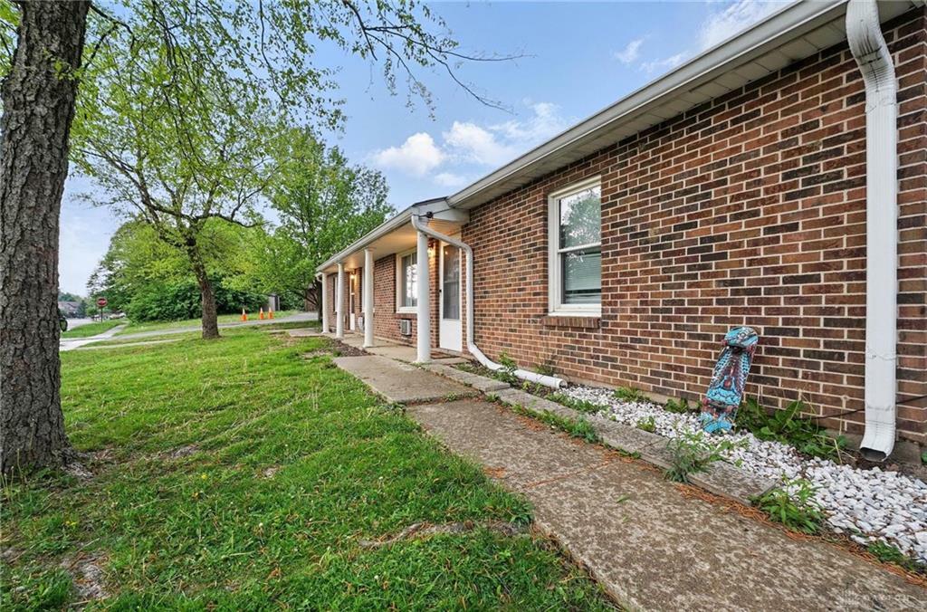 Property Photo:  1007 Carson Drive  OH 45036 