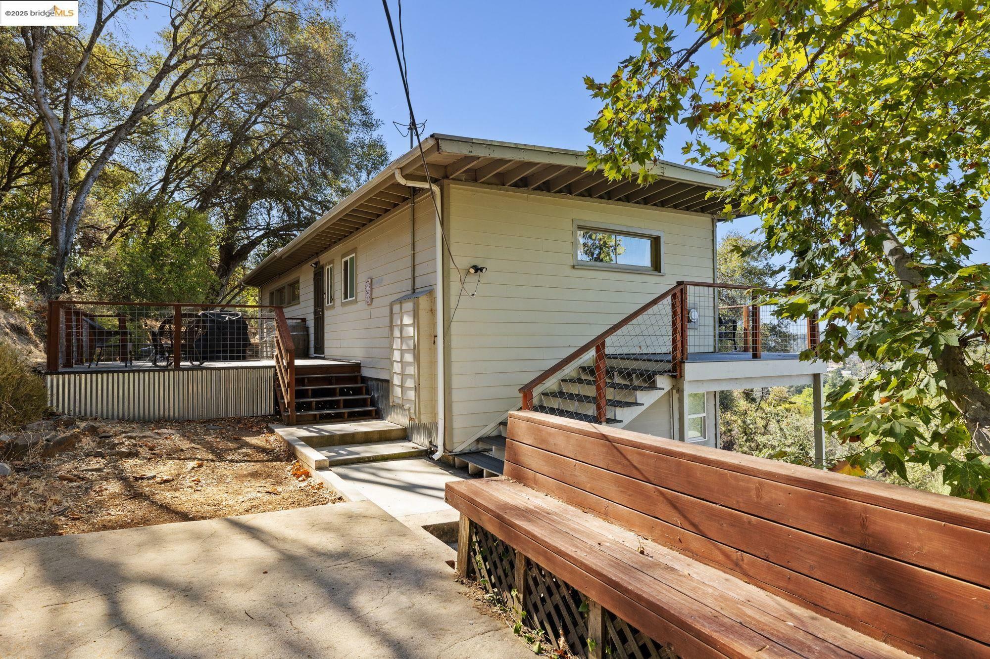 Property Photo: 400 East Jackson St CA 95370