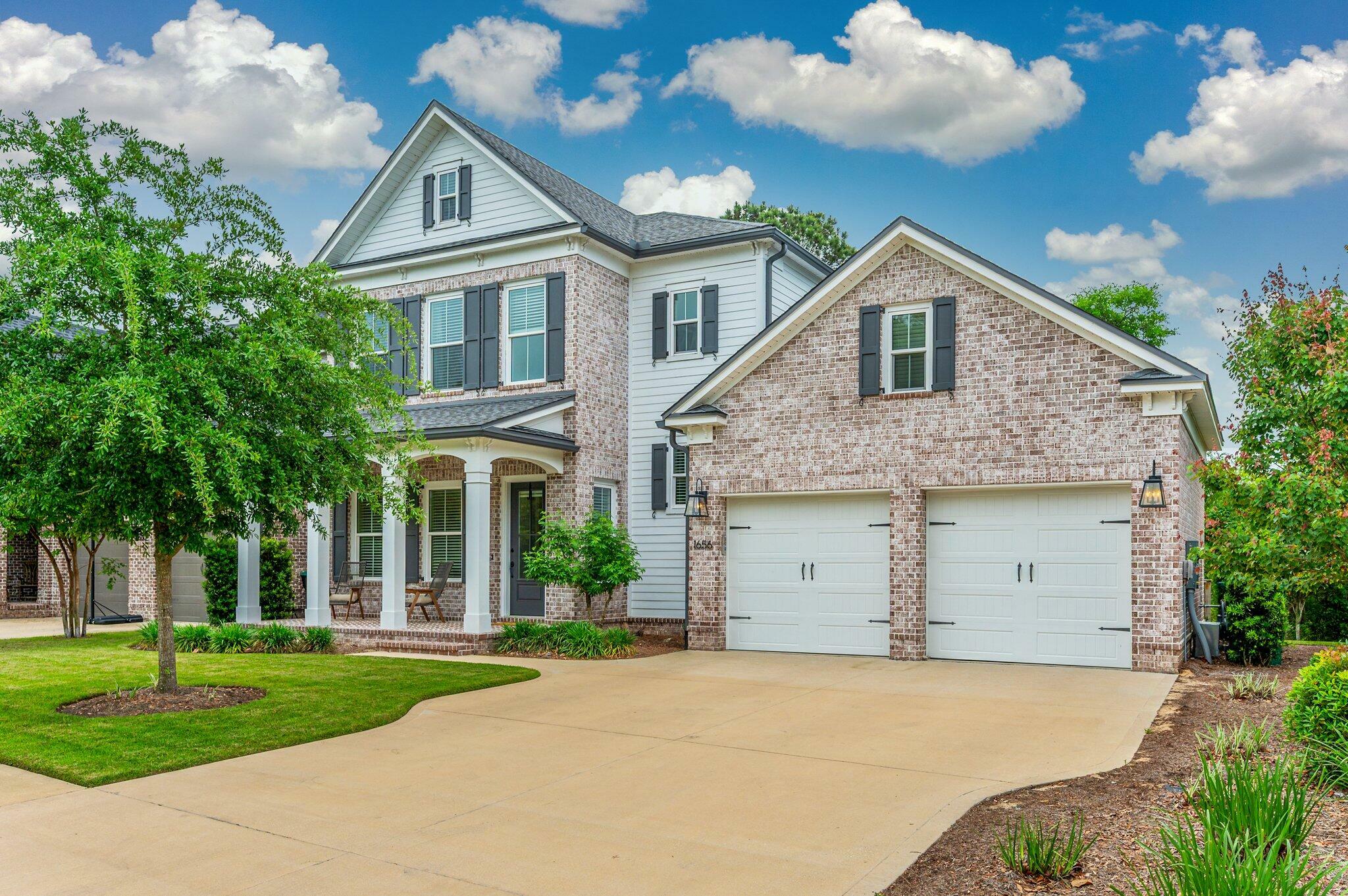 Property Photo: 1656 Ella Lane FL 32578
