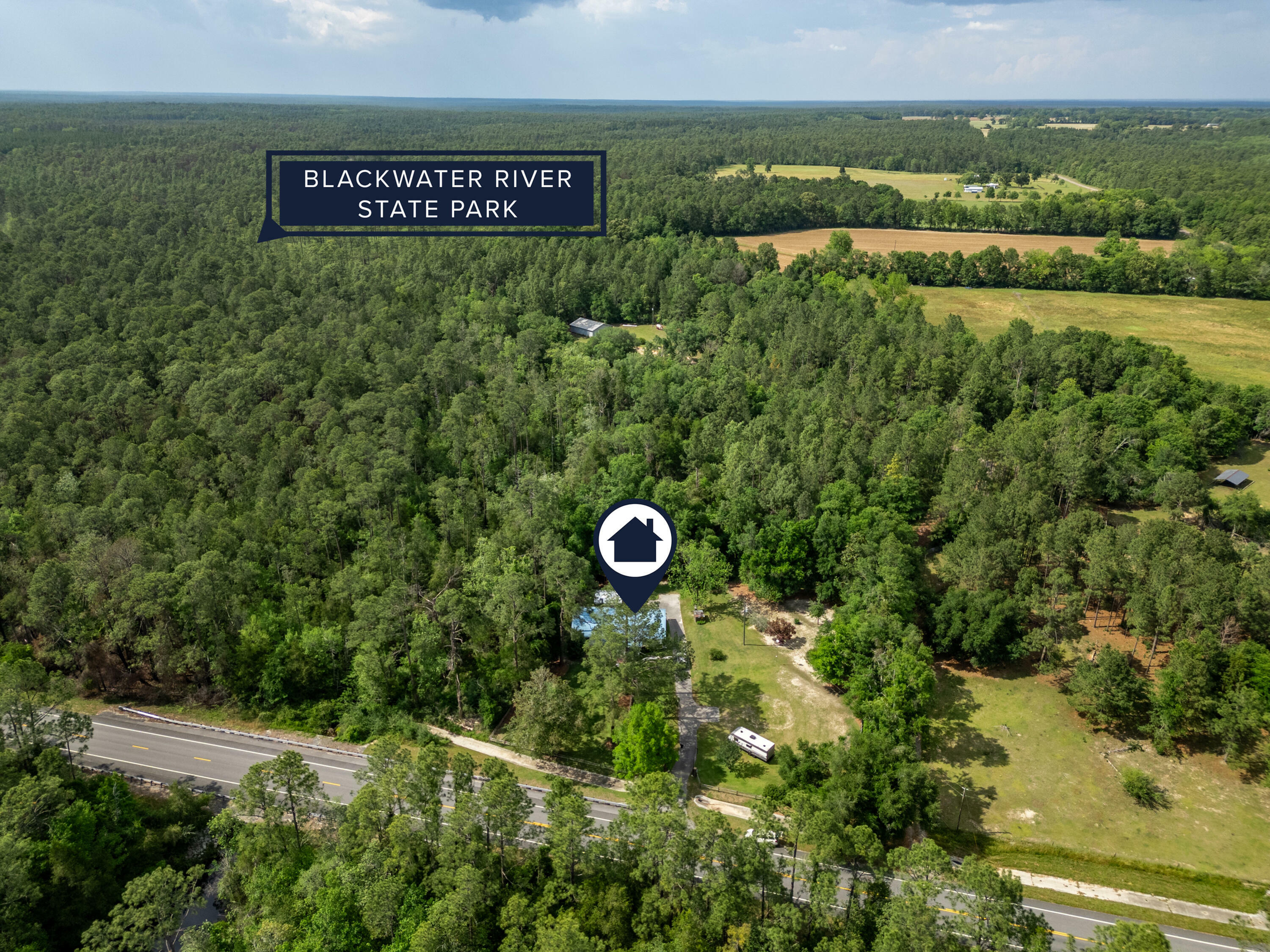 Property Photo: 7075 Fl-4 FL 32531