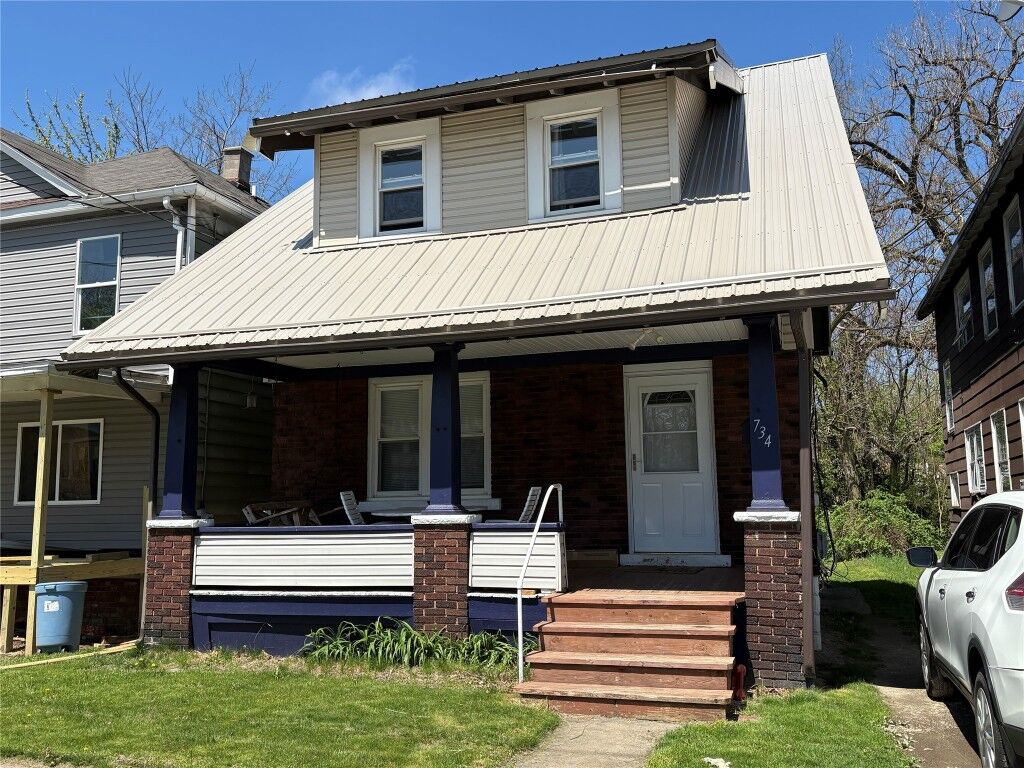 Property Photo:  734 E 7th Street  PA 16503 