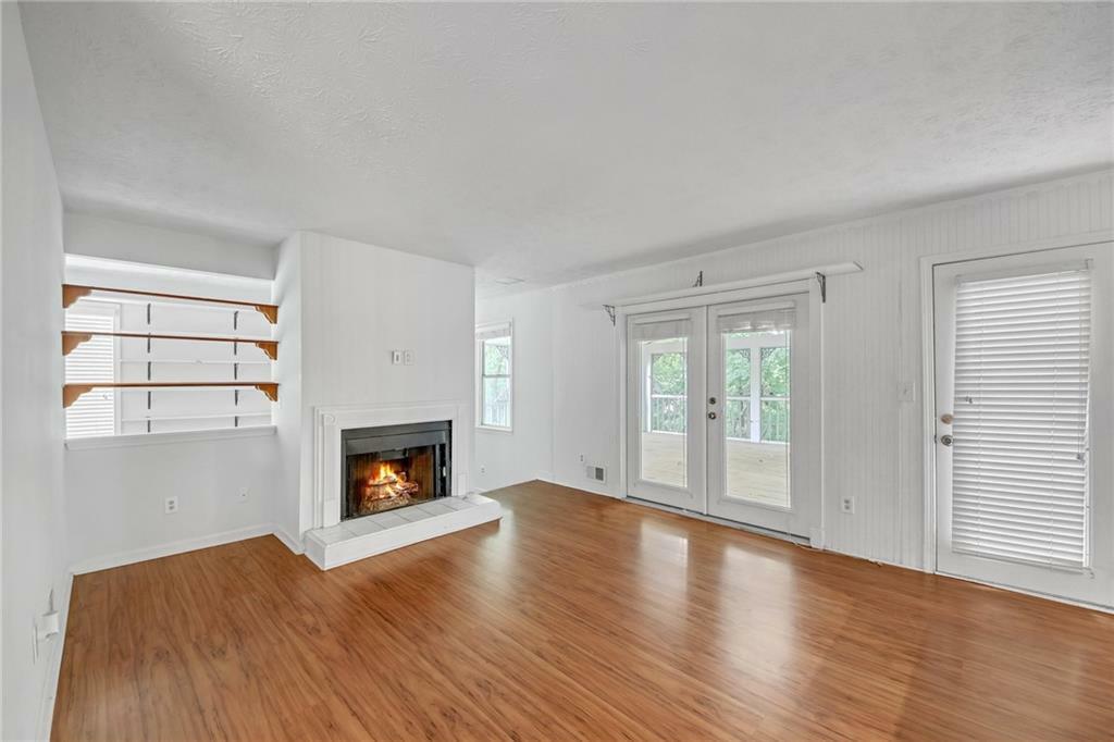 Property Photo: 4440 Coventry Court NE GA 30075