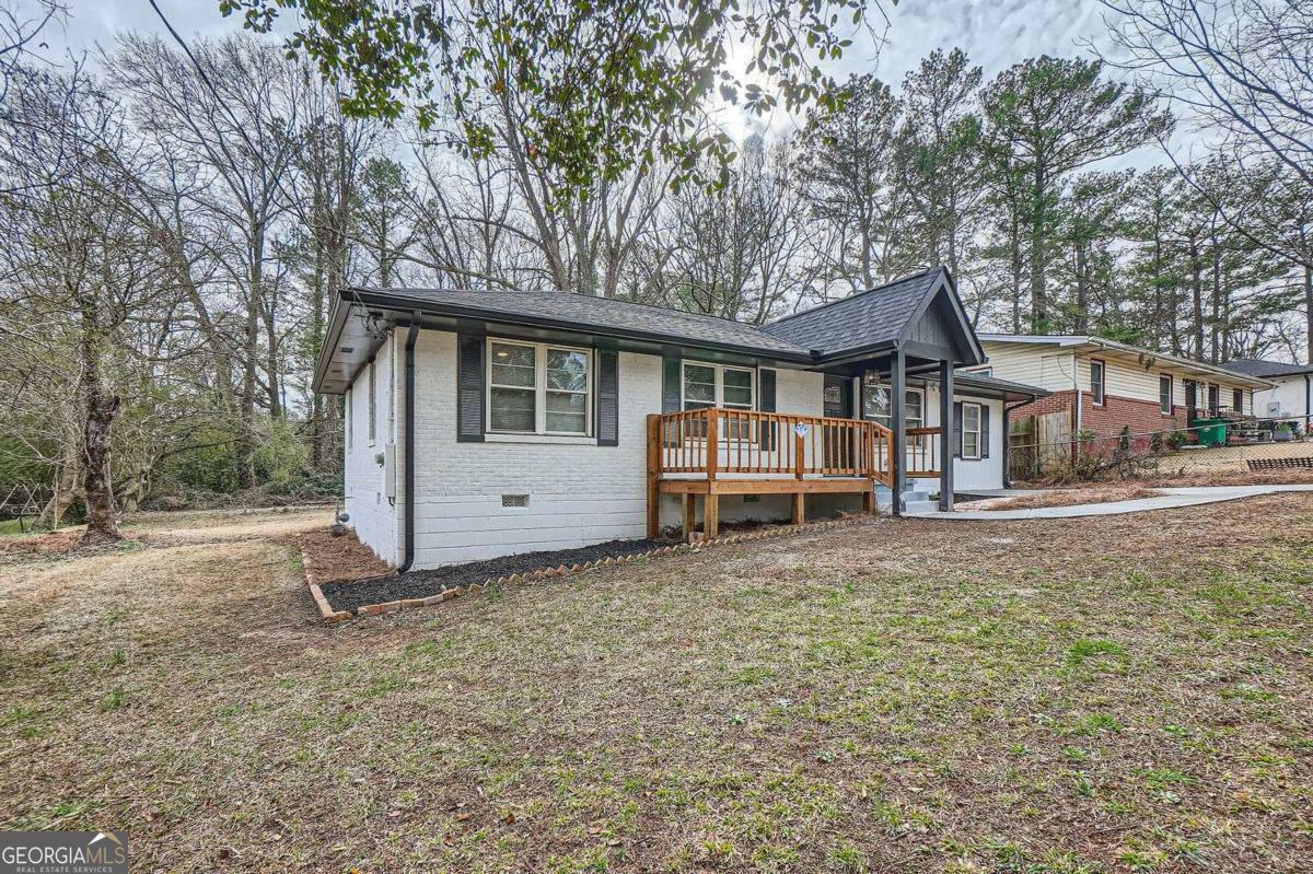 Property Photo: 2091 Parker Ranch Road SE GA 30316