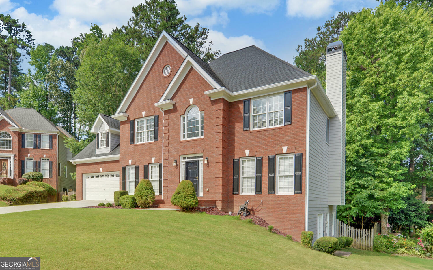 Property Photo: 1871 Birch Briar Bend GA 30043