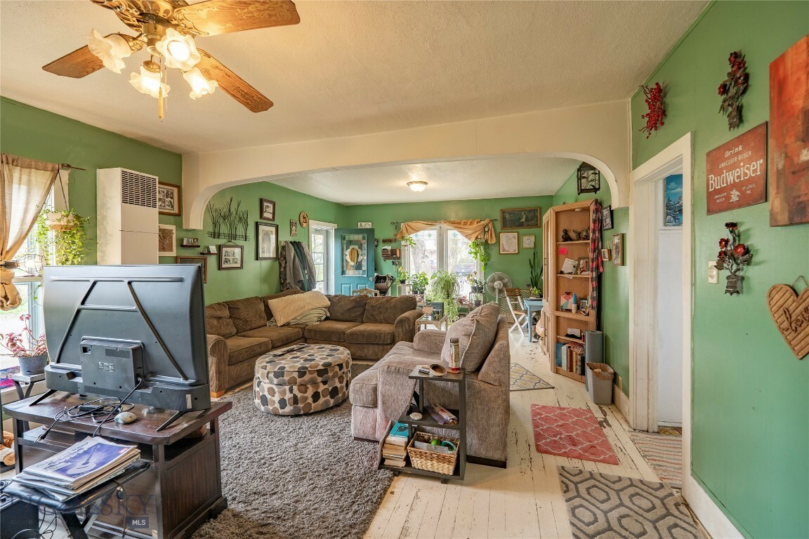 Property Photo: 124 S M Street MT 59047