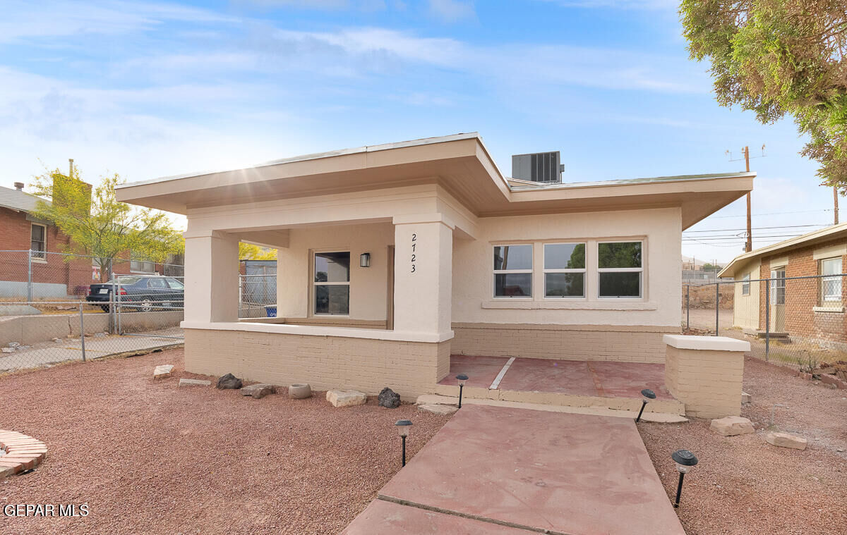 Property Photo: 2723 Grant Avenue TX 79930