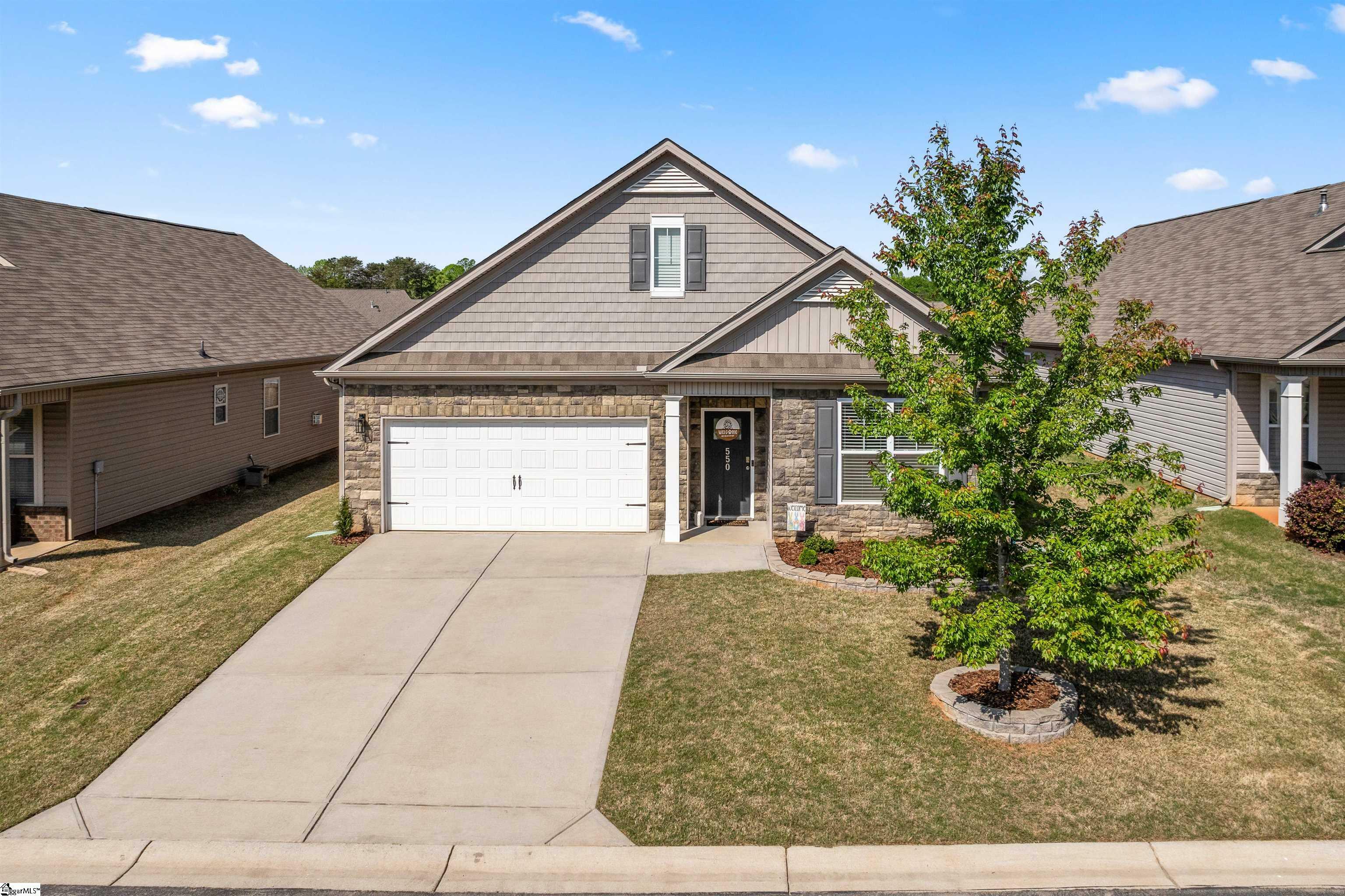 Property Photo: 550 Castleby Drive SC 29334