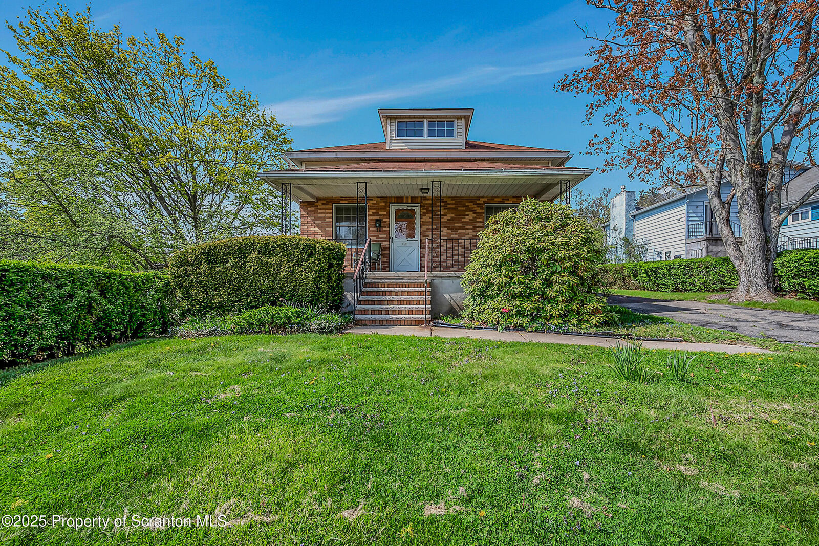 Property Photo:  108 Armstrong Avenue  PA 18411 