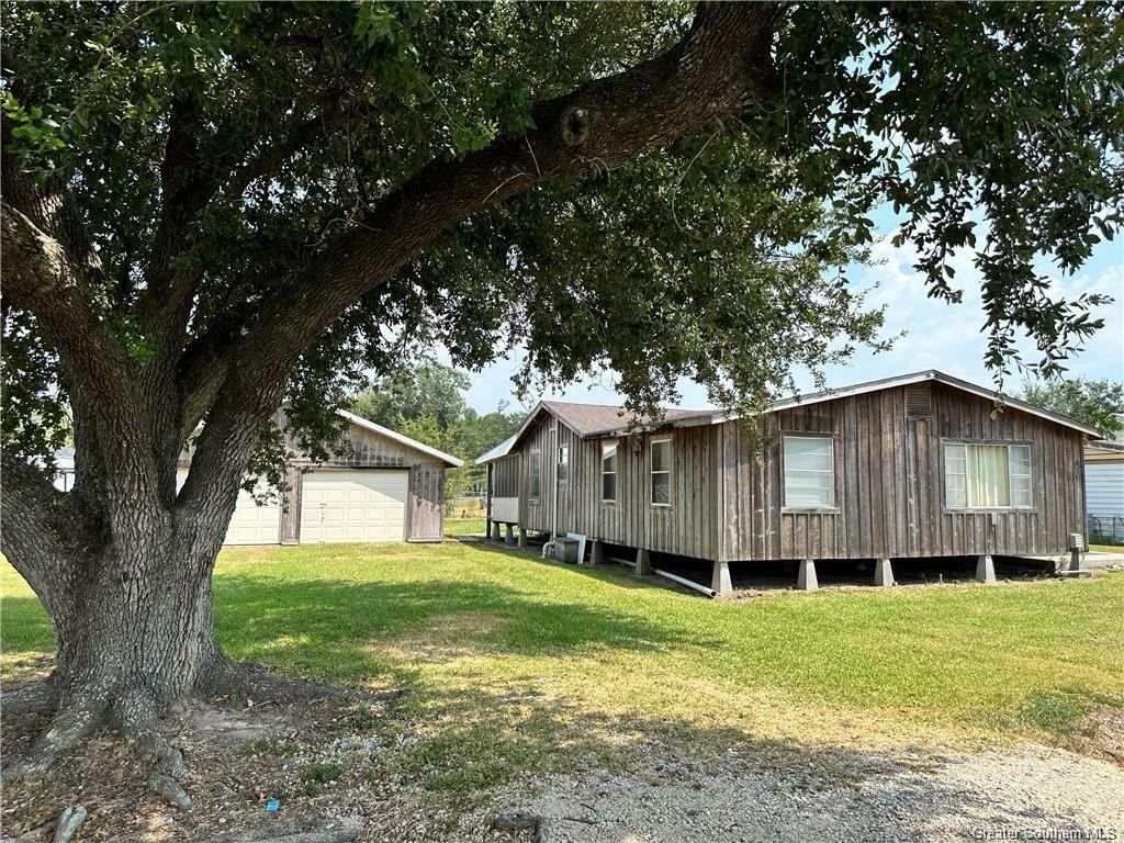 Property Photo: 421 Scheufens Road LA 70615