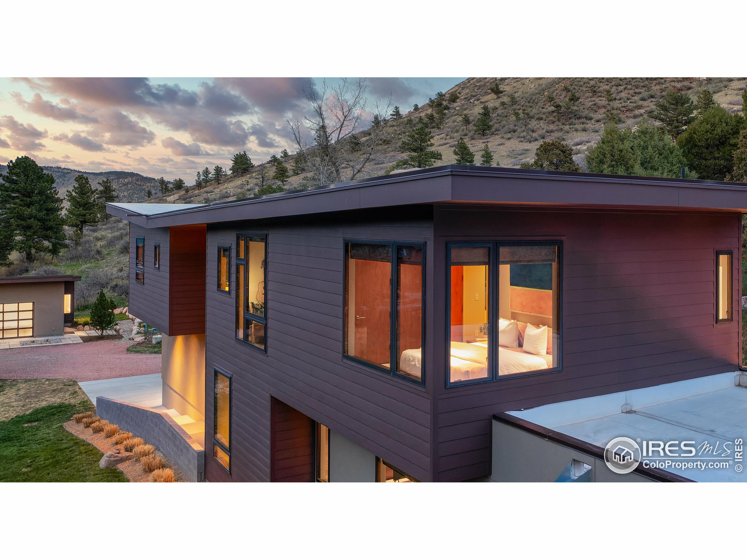 Property Photo: 451 Red Gulch Rd CO 80540
