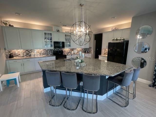 Property Photo: 14005 Peach Orchard Way FL 34787