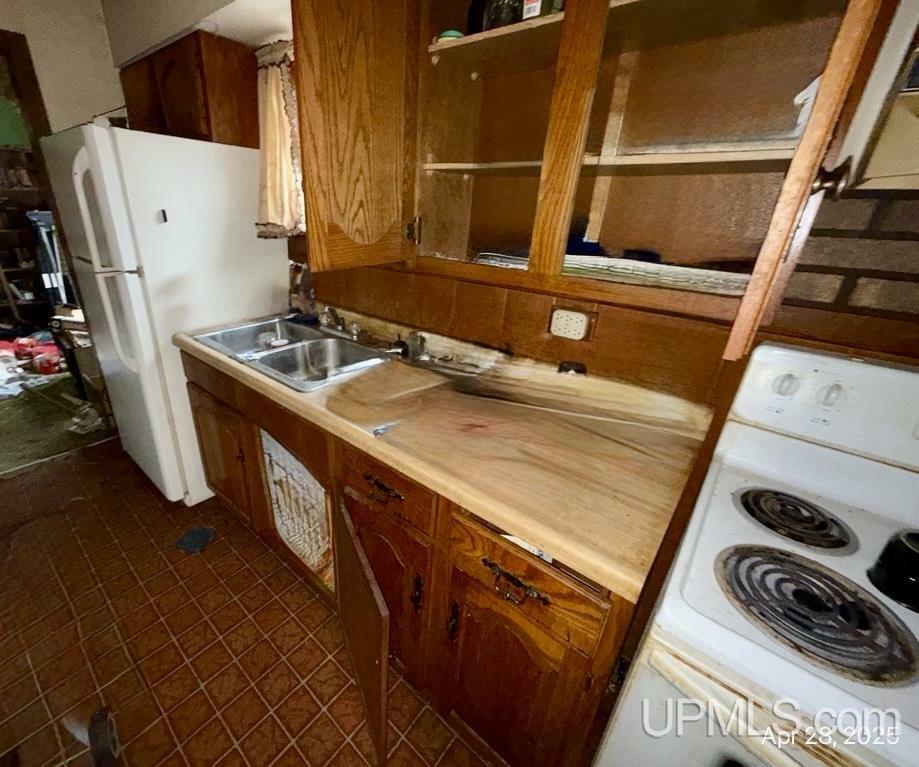 Property Photo: 5194 Old US 45 Highway MI 49912