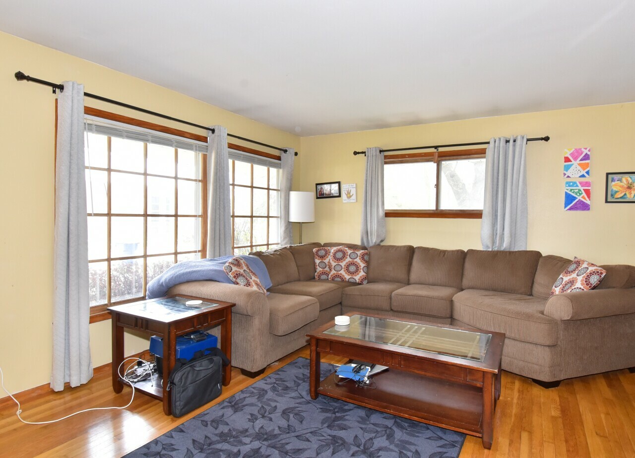 Property Photo: 1411 5th Ave WI 53024