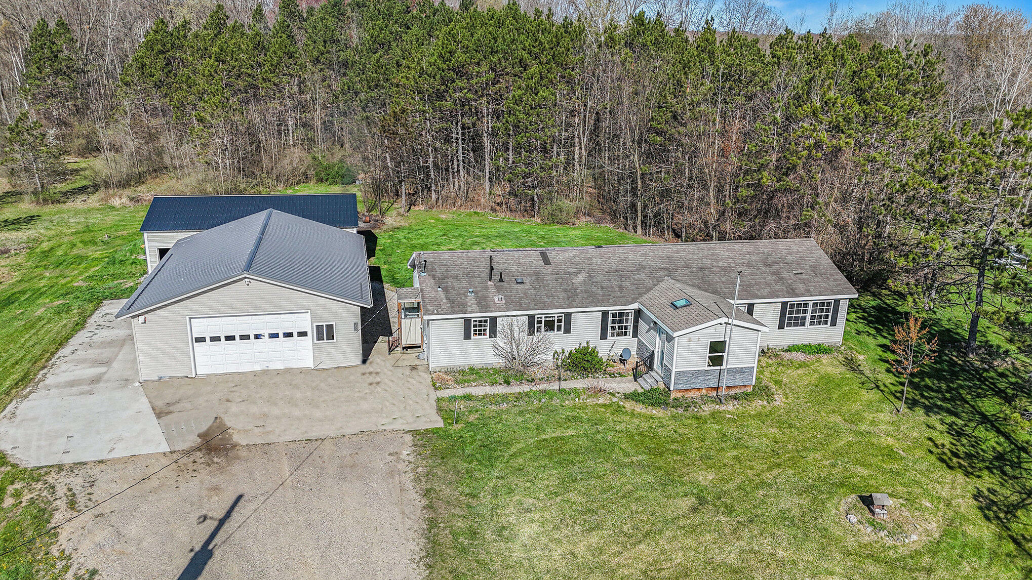 Property Photo: 5355 W Remus Road MI 48858