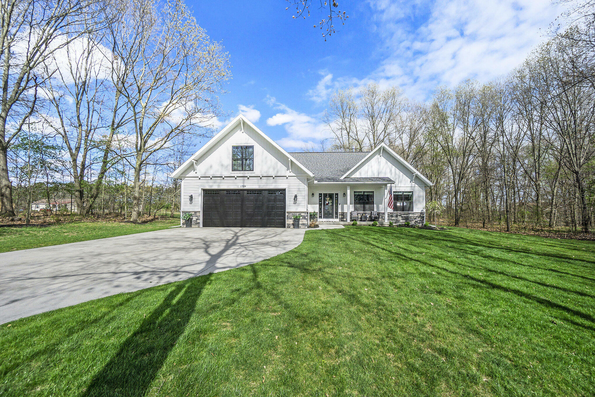 Property Photo: 1709 Westview Drive MI 49010