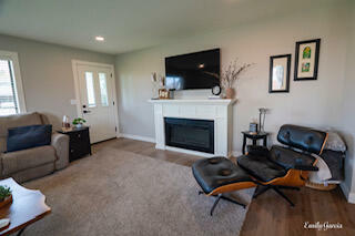 Property Photo: 37 S Zeeland Parkway MI 49464