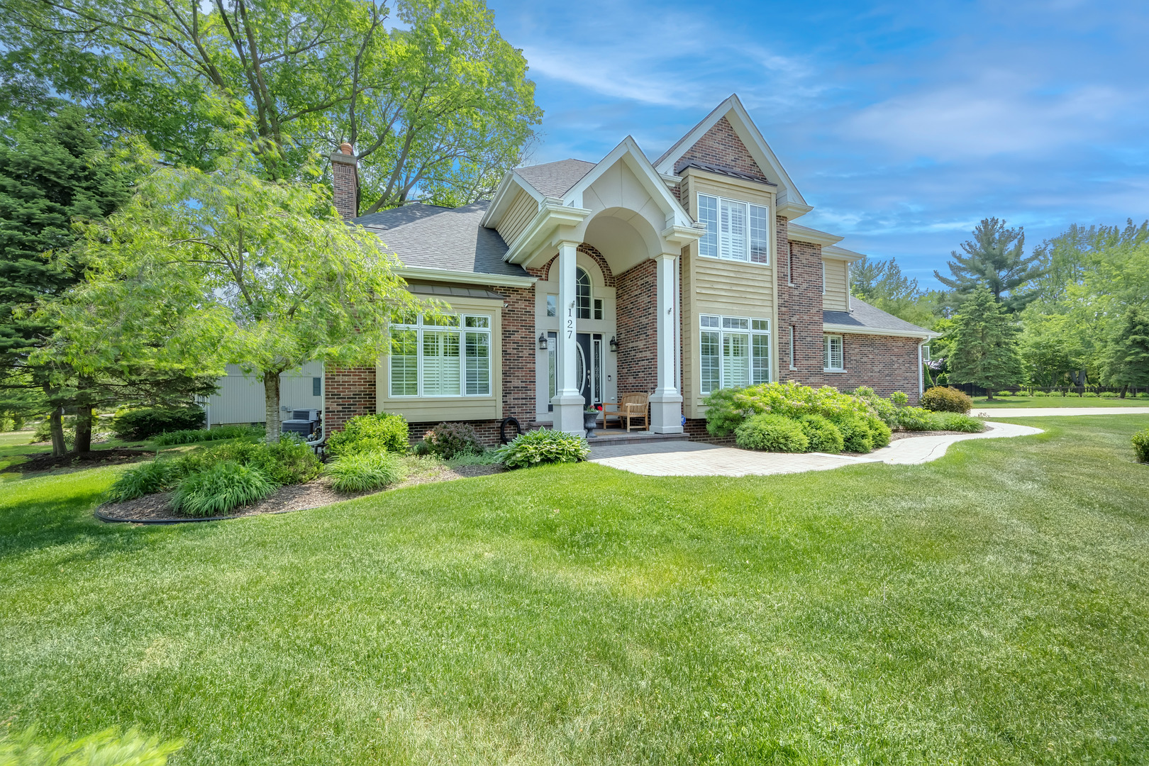 Property Photo: 127 60th Street IL 60516