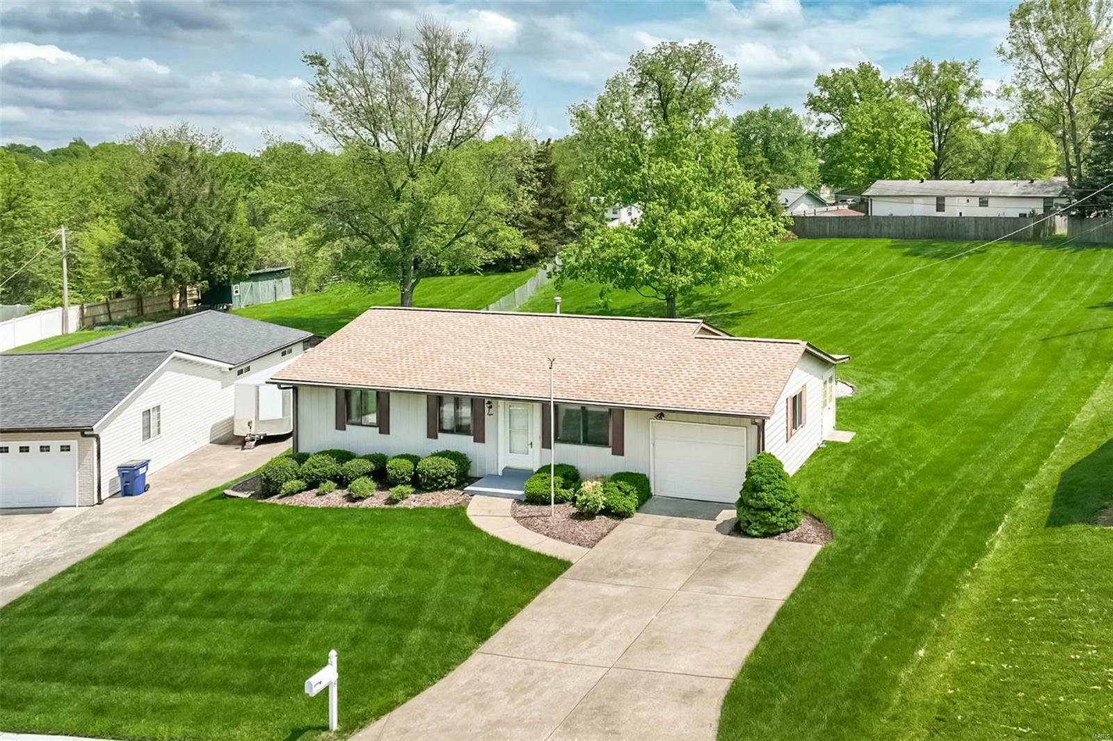 Property Photo: 8 Gran Lin Court MO 63303