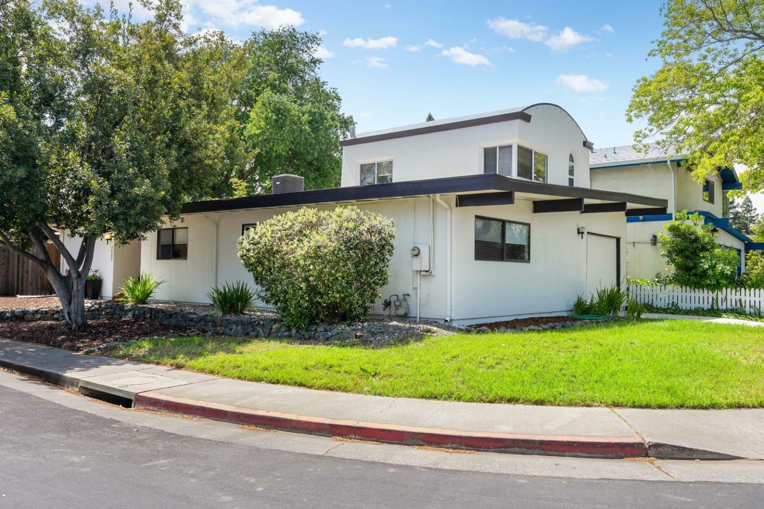 Property Photo: 3009 Solito Street CA 95616