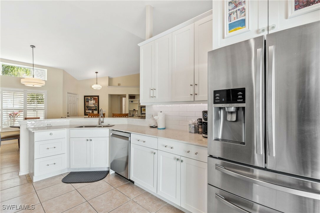 Property Photo: 1195 Silverstrand Drive FL 34110