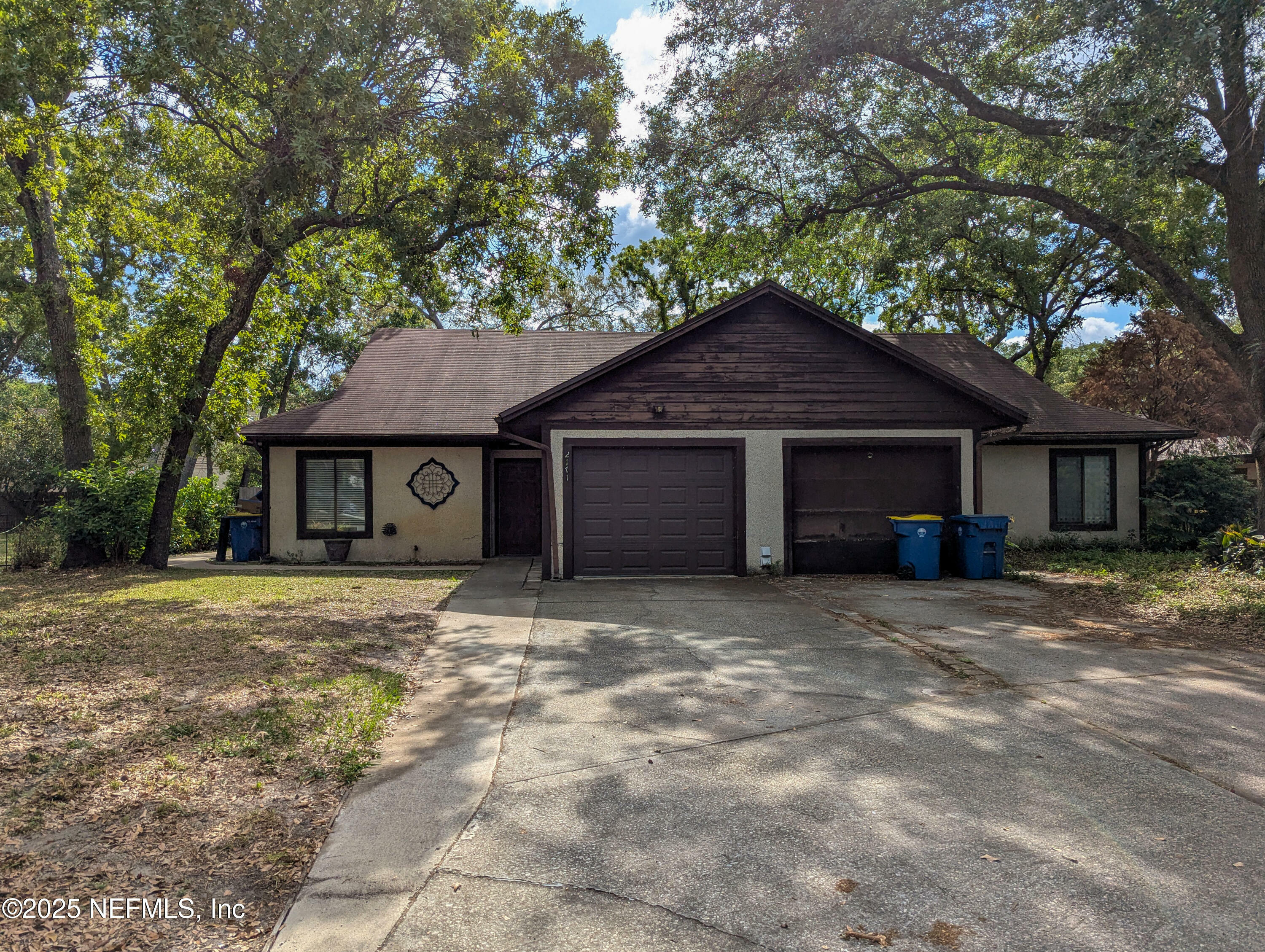 Property Photo: 2171 Derringer Circle S FL 32225