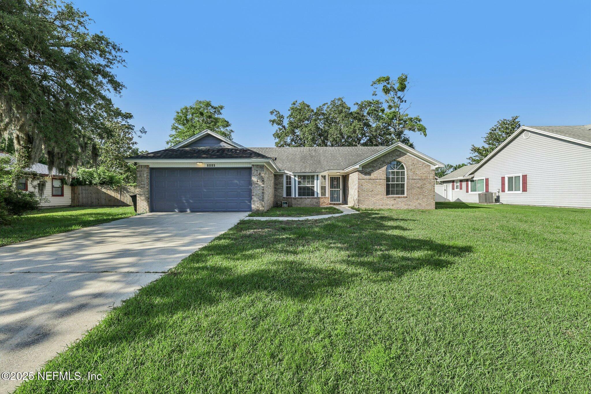 Property Photo: 6085 Bermuda Drive FL 32003