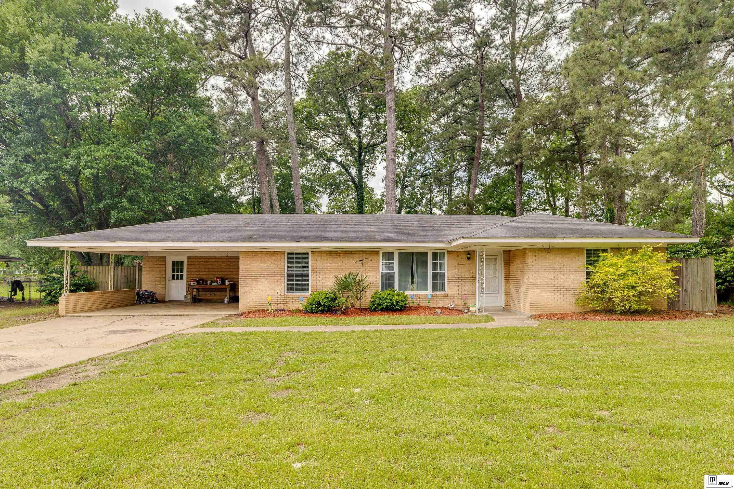 Property Photo: 321 Shady Oaks Drive LA 71291