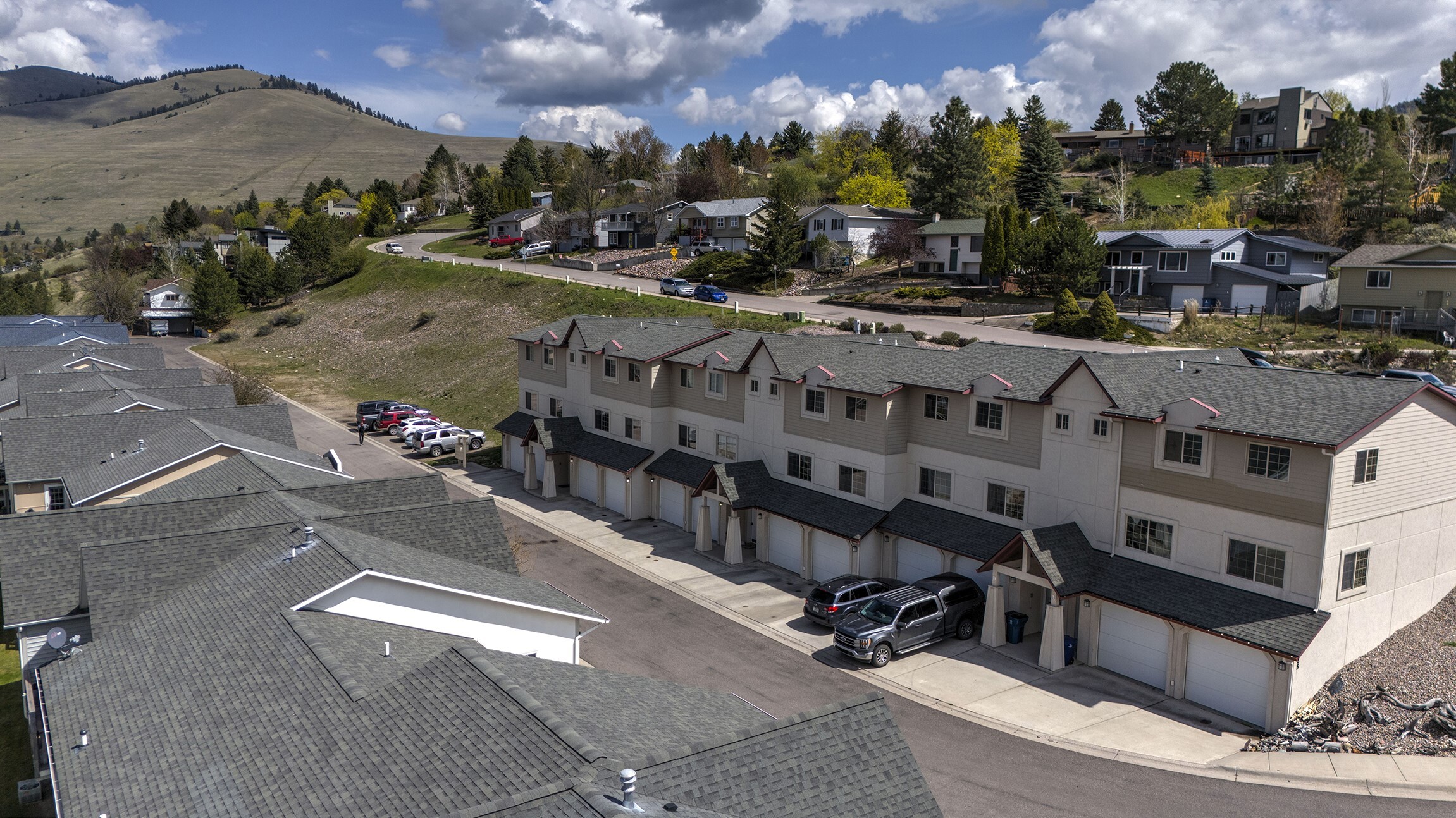 Property Photo: 825 Crestmont Way MT 59803