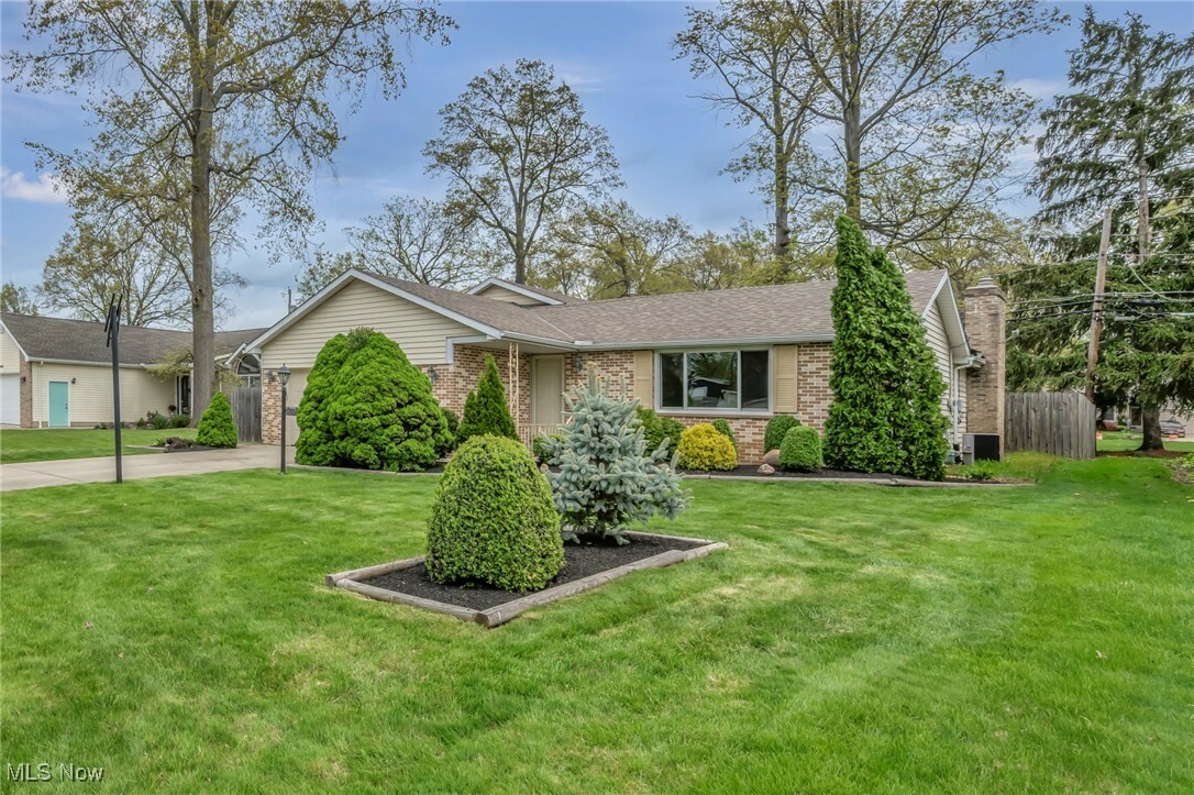 Property Photo: 5107 7 Pines Drive OH 44053