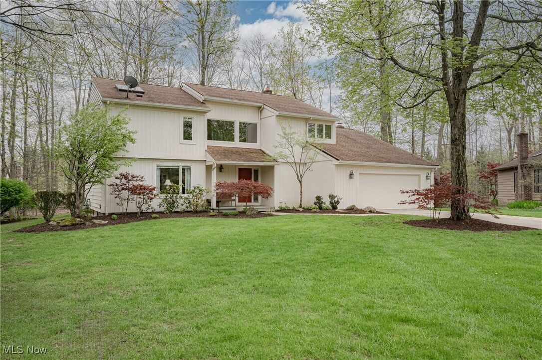 Property Photo:  28790 Inner Circle Court  OH 44139