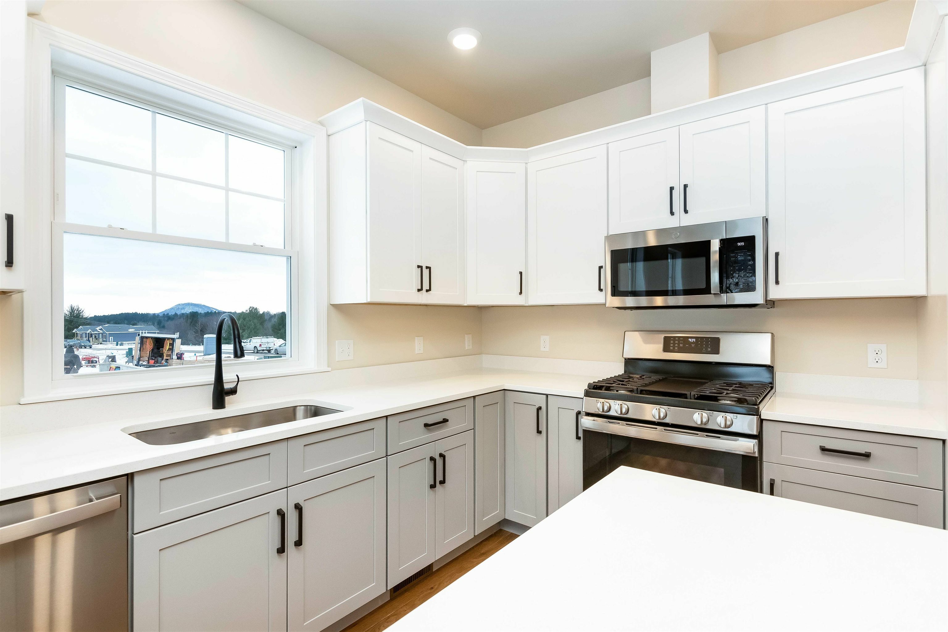Property Photo: 7 Dogwood Circle VT 05468