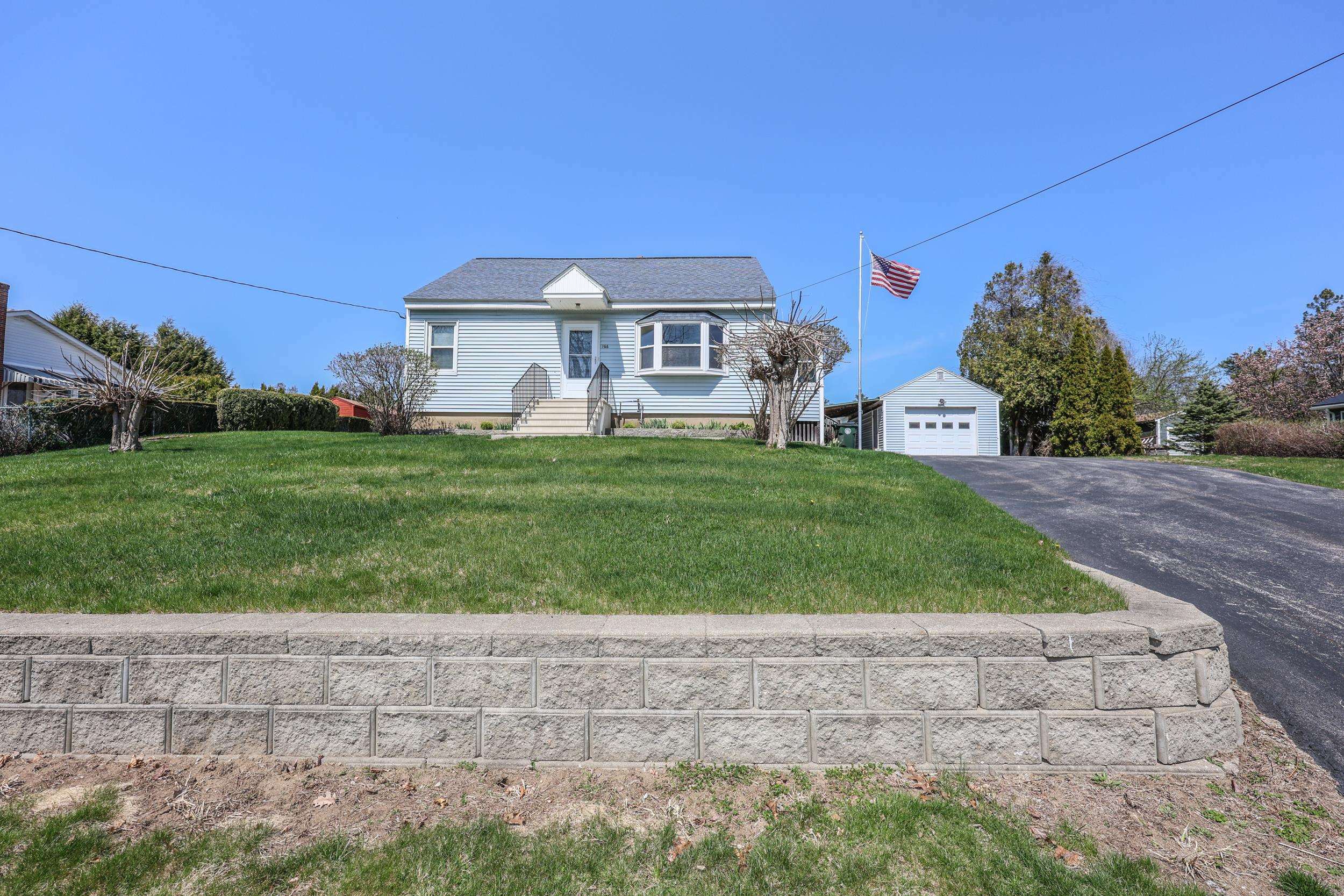 Property Photo: 166 Day Street NH 03104