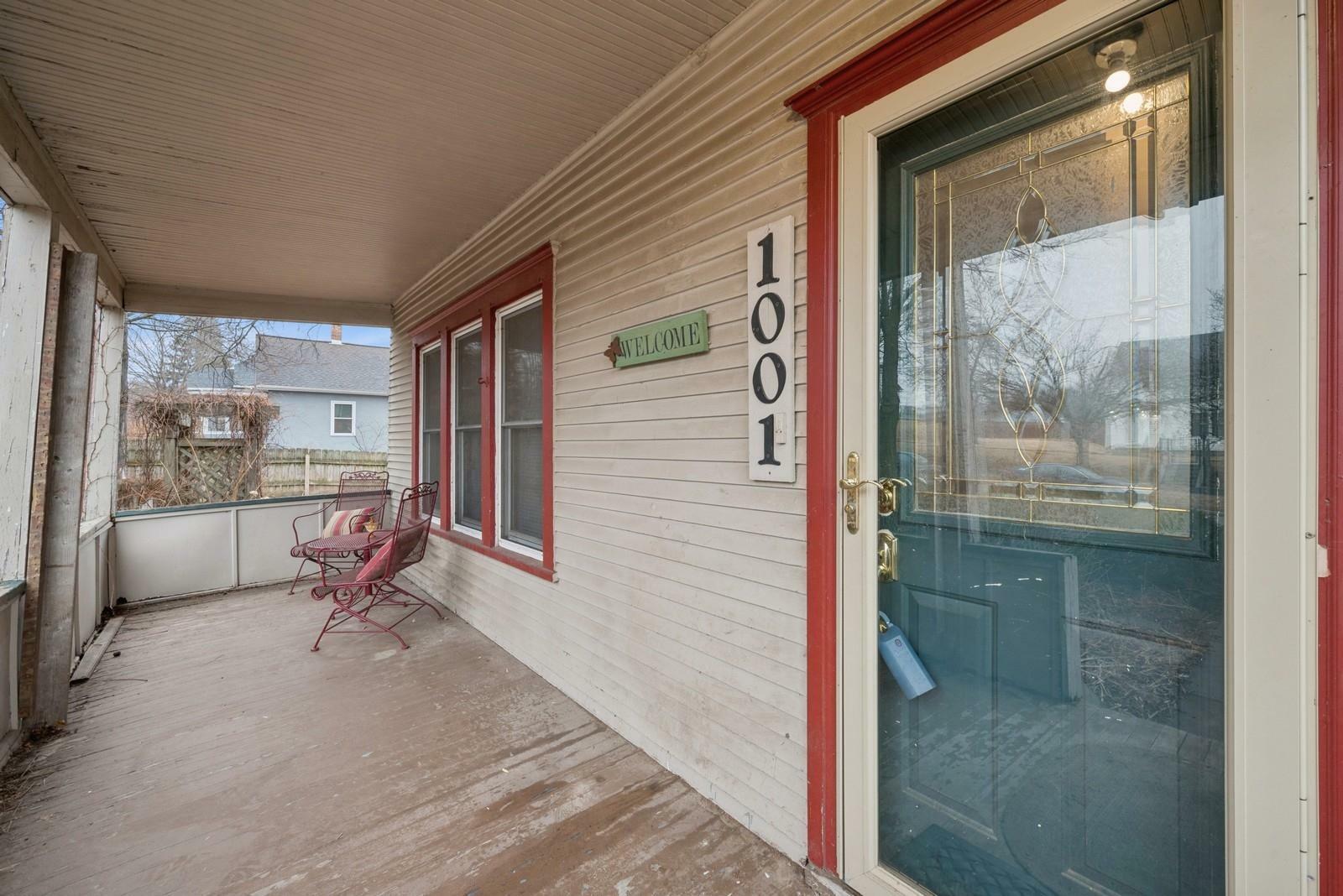 Property Photo: 1001 Humboldt Avenue MN 55118