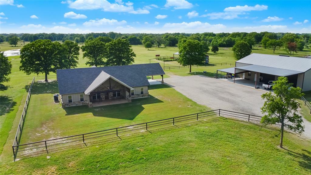 Property Photo: 3549 Farm Road 69 N TX 75482
