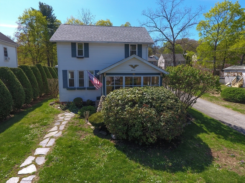 Property Photo: 11 Roosevelt Ave MA 01040