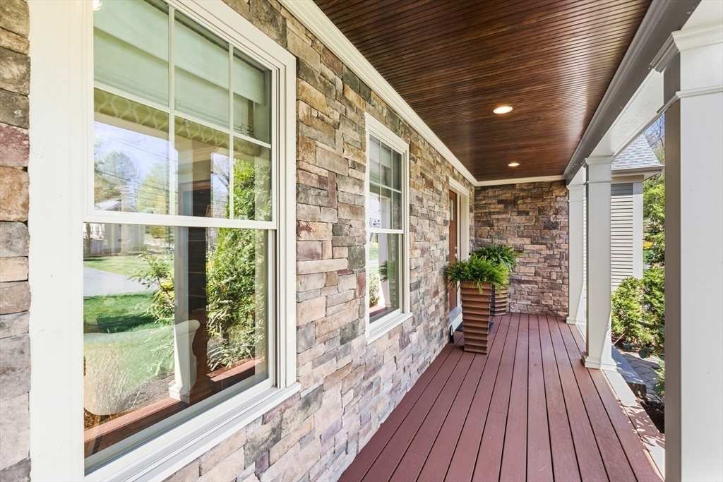 Property Photo: 16 Linmoor Ter MA 02420