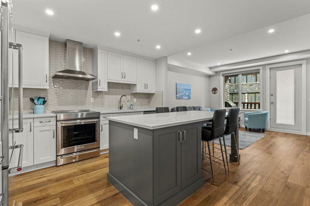 Property Photo: 1315 Spring Creek Gate 102 AB T1W 0N5