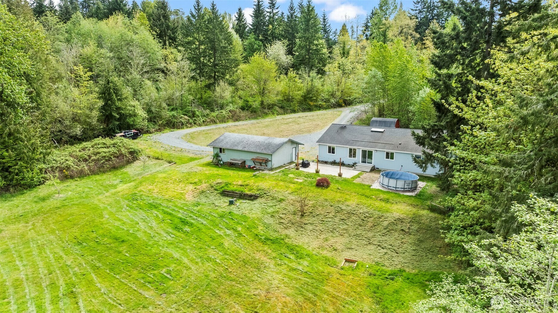 Property Photo: 11211 Clear Lake North Road E WA 98328